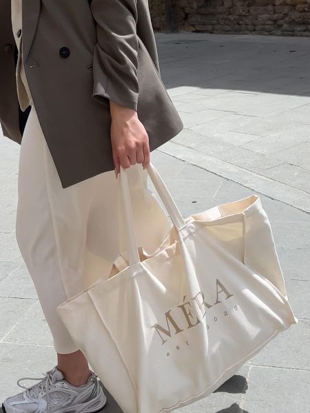 SIGNATURE Tote Bag